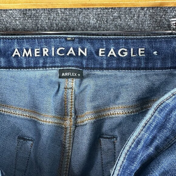 American Eagle Jeans Mens 32 Original Straight Cotton Stretch Pockets Frayed Hem - Picture 5 of 11